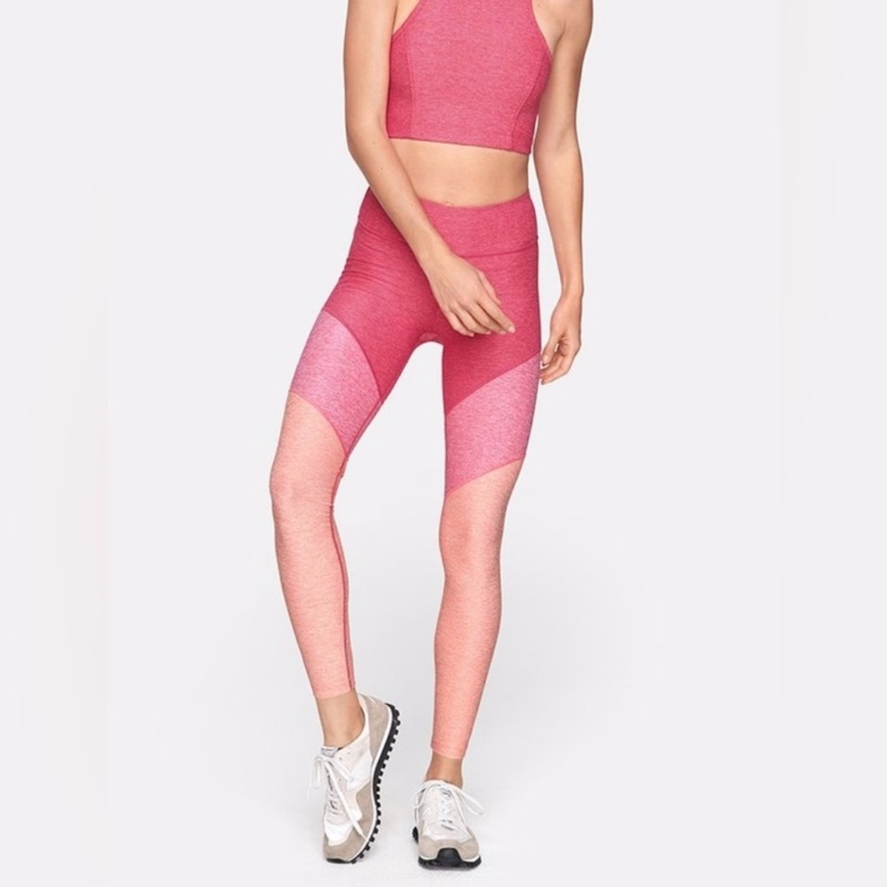 NWT Outdoor Voices 7/8 Tri-Color Springs
Legging Colorblock